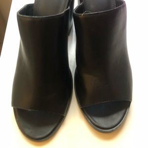 Urban Outfitters Black Open-toed mules